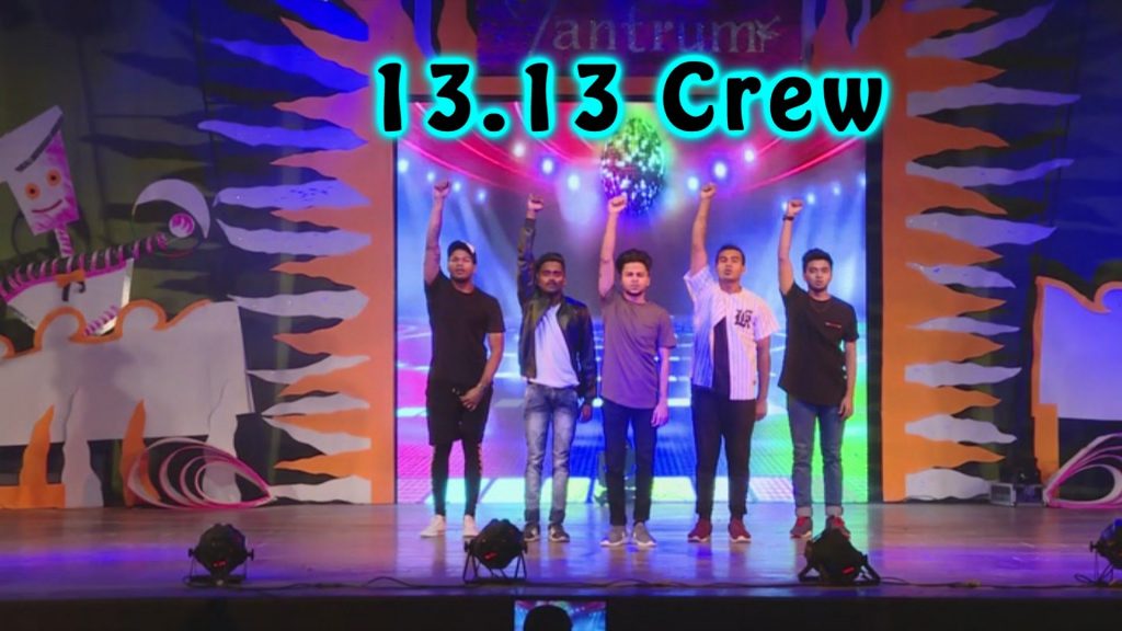 13 13 Crew